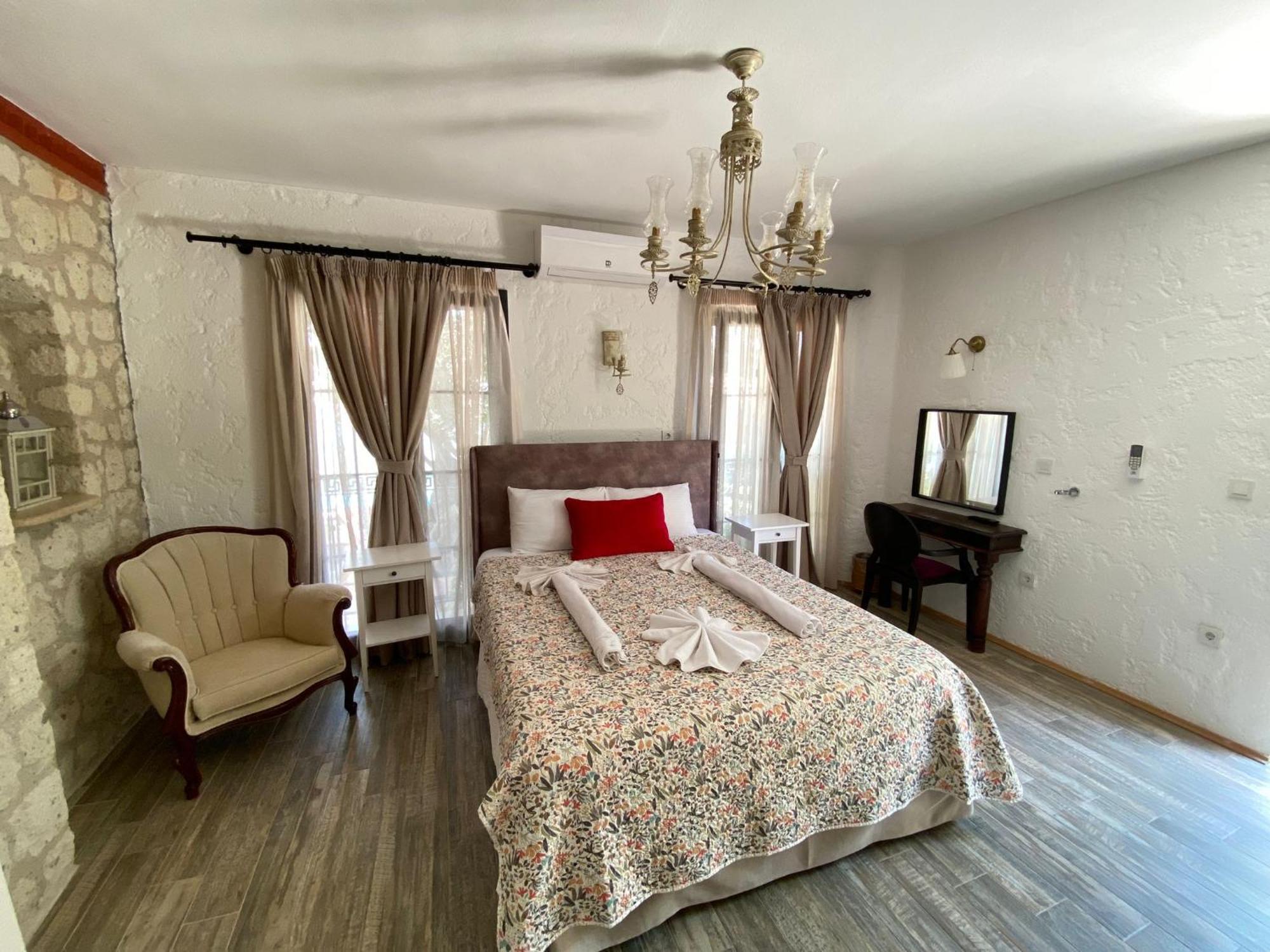 Alacati Albatross Hotel מראה חיצוני תמונה