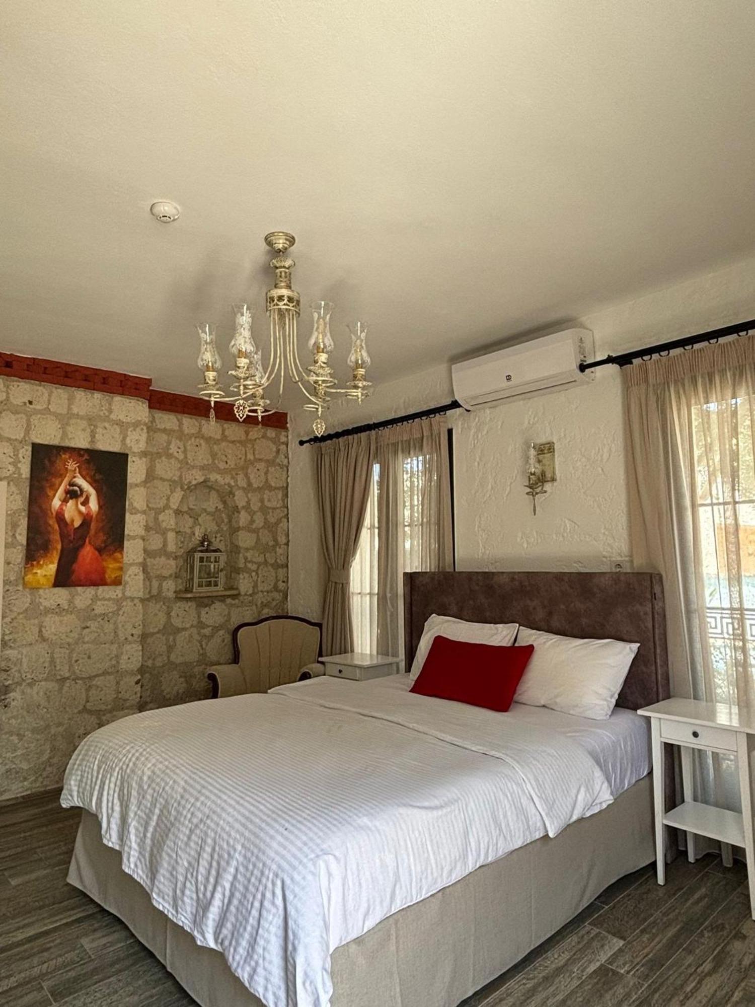 Alacati Albatross Hotel מראה חיצוני תמונה