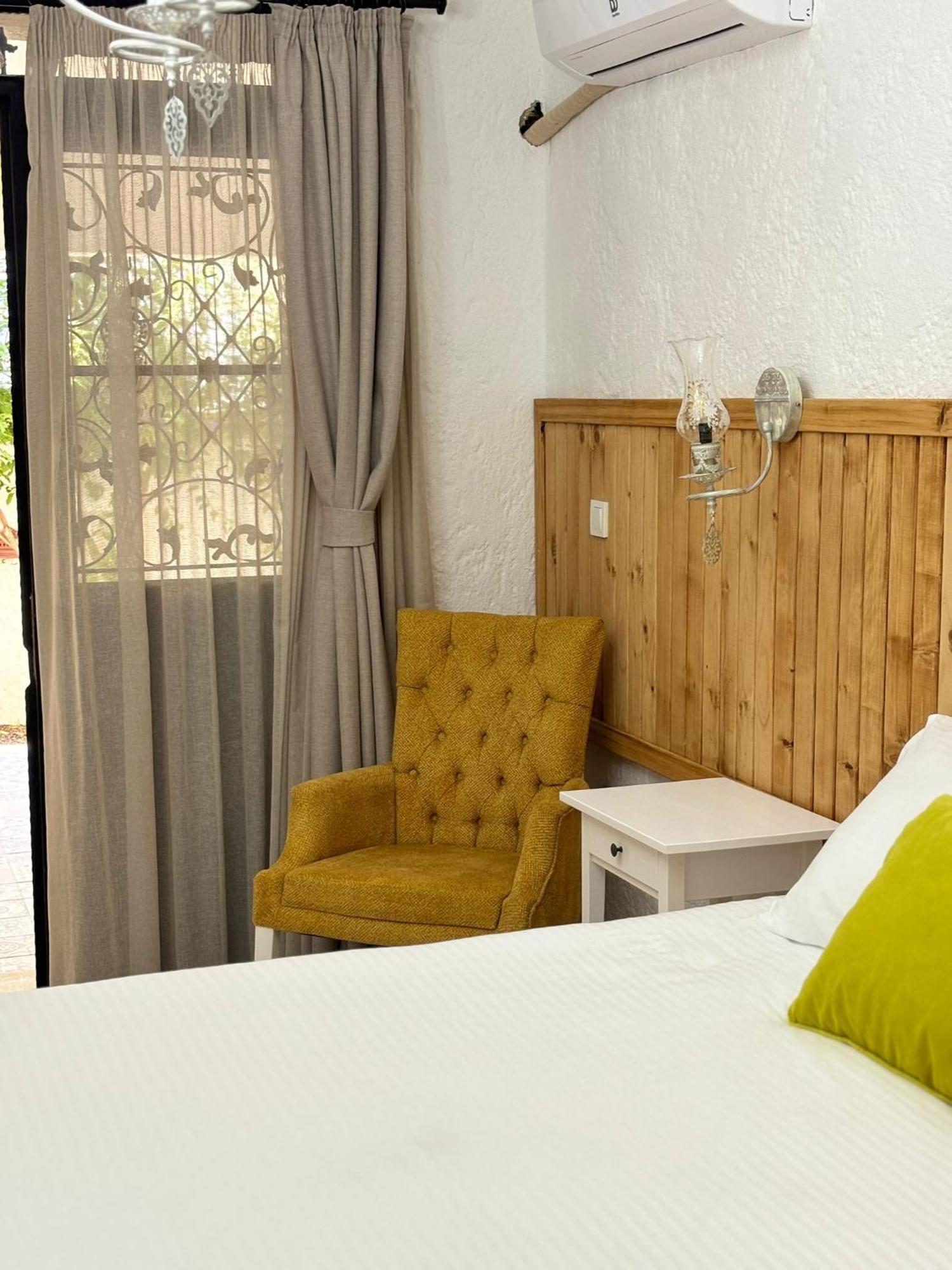 Alacati Albatross Hotel מראה חיצוני תמונה