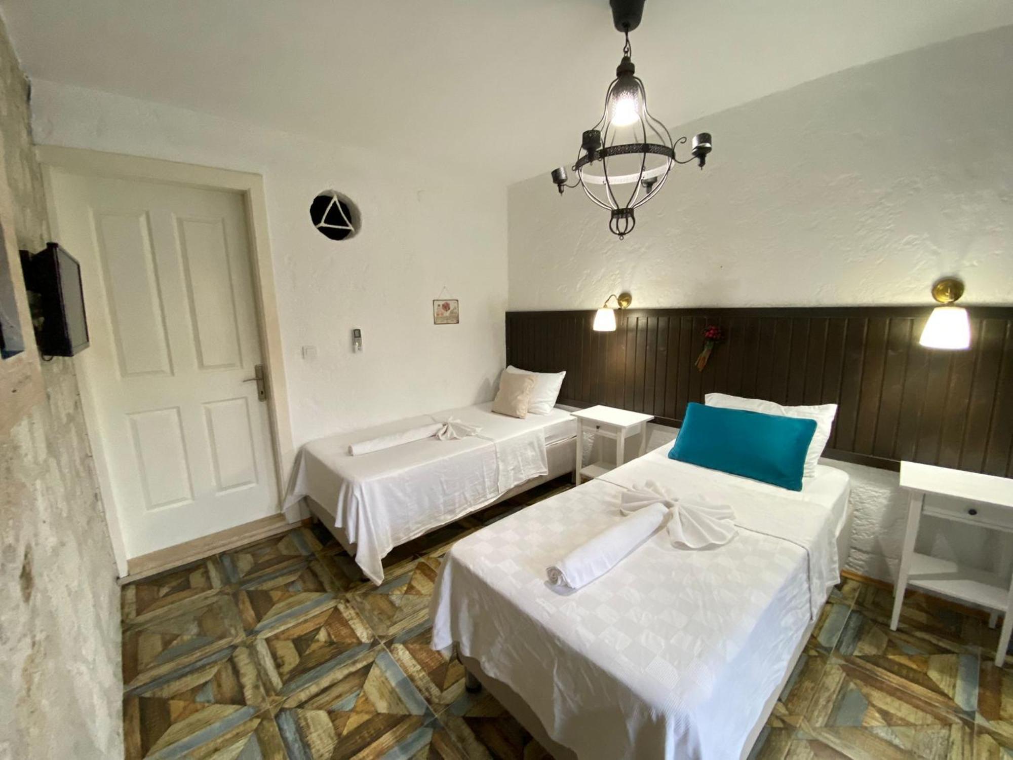 Alacati Albatross Hotel מראה חיצוני תמונה